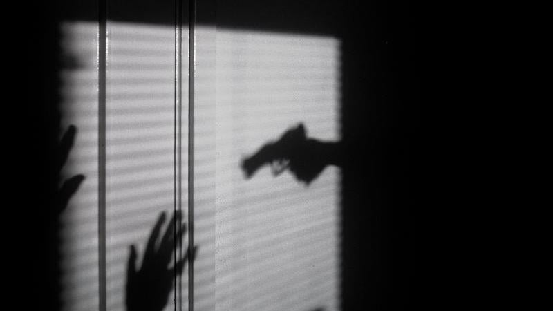 Reserva de vagas para vítimas de violência doméstica vale para licitações e contratações diretas.