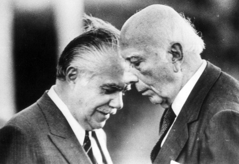 Sarney e Ulysses em 1989: presidente da República e presidente da Assembleia Constituinte tiveram várias divergências, mas atuaram juntos pelo mandato presidencial de cinco anos.