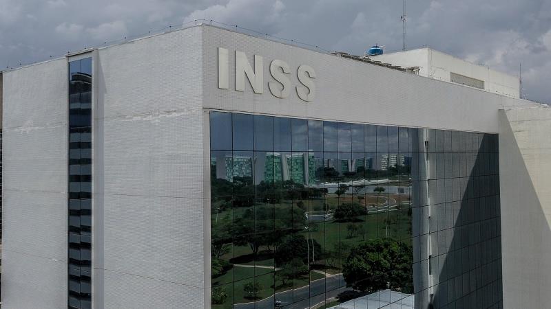 Primeiro lote pode beneficiar até 1,5 milhão de aposentados e pensionistas.