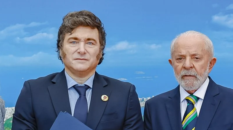 Javier Milei e Lula no encontro da cúpula do G20 no Rio, em novembro de 2024.