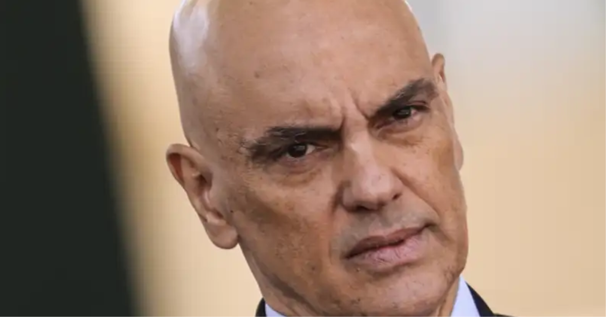 Moraes pede à Meta para analisar perfis atribuídos a Mauro Cid