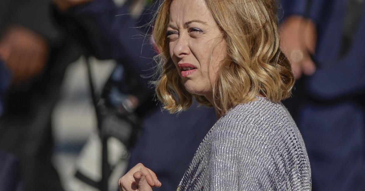 Oposição italiana acusa governo de Giorgia Meloni de proteger Zambelli