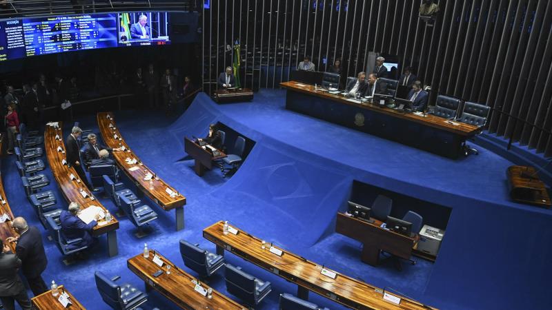 Texto busca atender a decisão do STF de adequação da distribuição de cadeiras ao Censo de 2022.