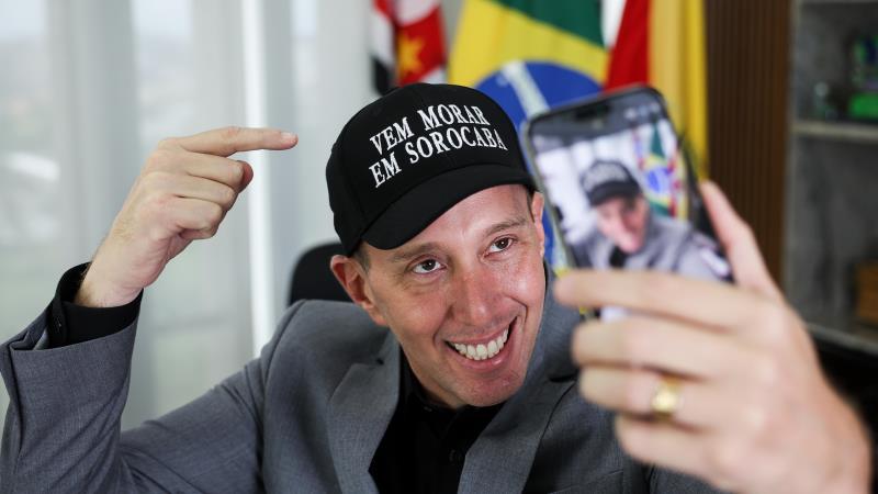 Rodrigo Manga afirma que é pré-candidato a presidente e que buscará vaga caso Jair Bolsonaro e Tarcisio de Freitas não disputem a eleição em 2026.