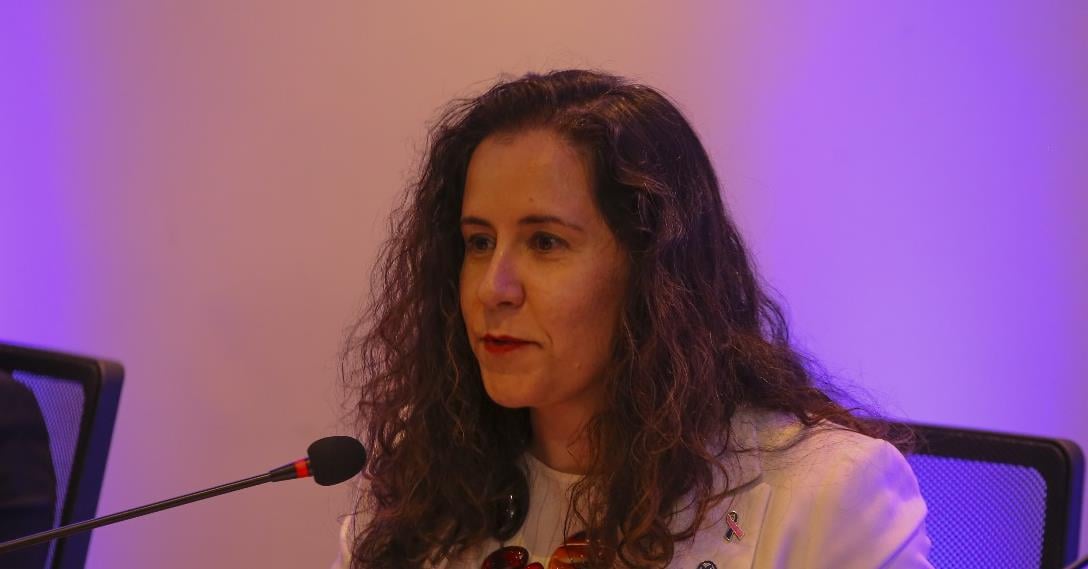 Premiar bons parlamentares também é uma cobrança, diz Renata Perfeito