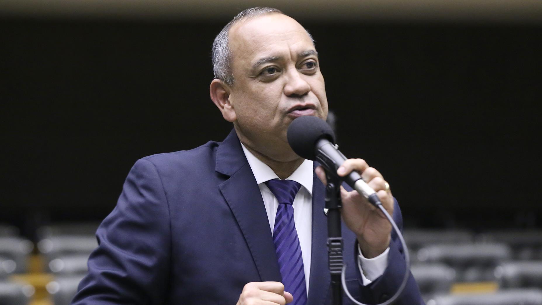 Max Lemos, autor da proposta.