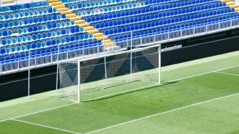 Projeto aumenta penas por violência praticada por torcidas.