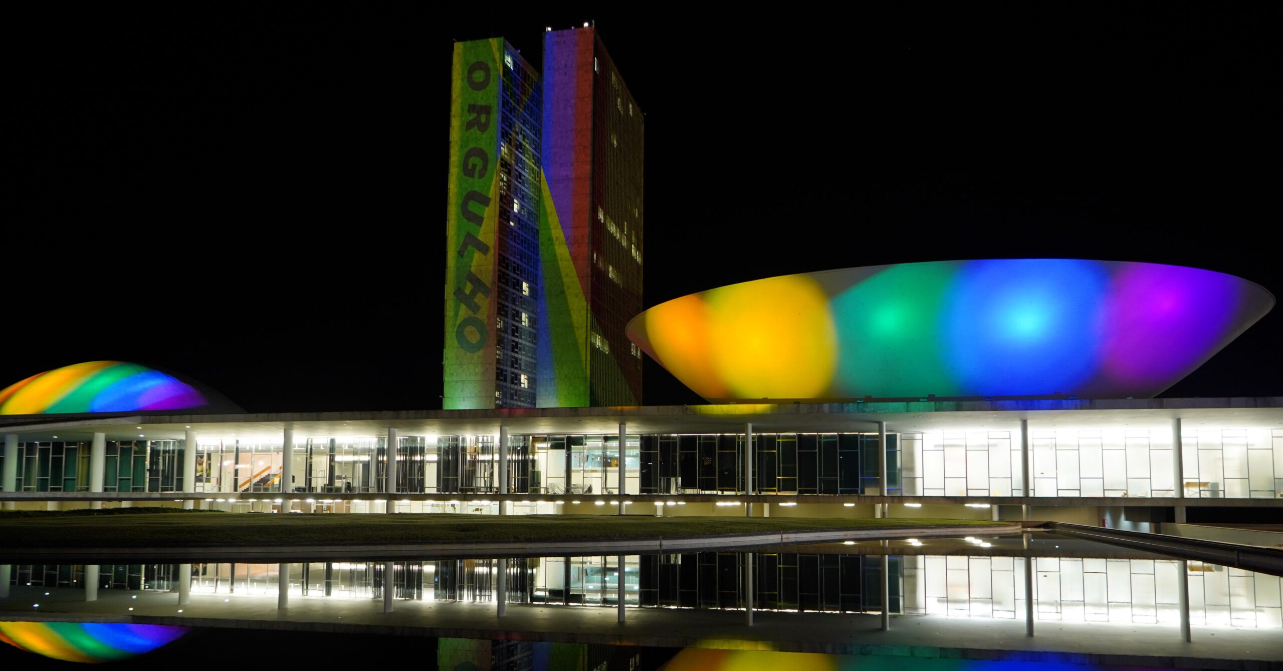 Projeto que assegura casamentos LGBTQIA+ segue sem relator na CCJ