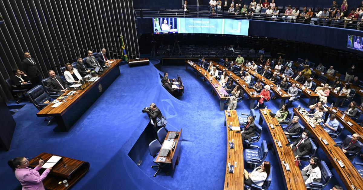 Senado aprova cota de 30% para mulheres em conselhos de estatais