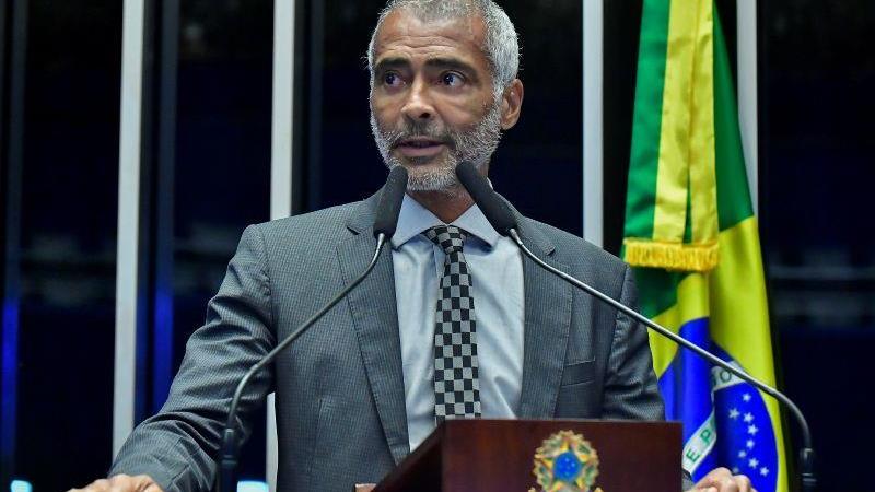 O senador Romário (PL-RJ) chegou a cobrar o Itamaraty pelo resgate da jovem.
