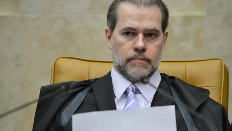 Ministro Dias Toffoli, relator do caso, apontou falhas processuais e inadequações formais na ação apresentada pela ABE-EAD.