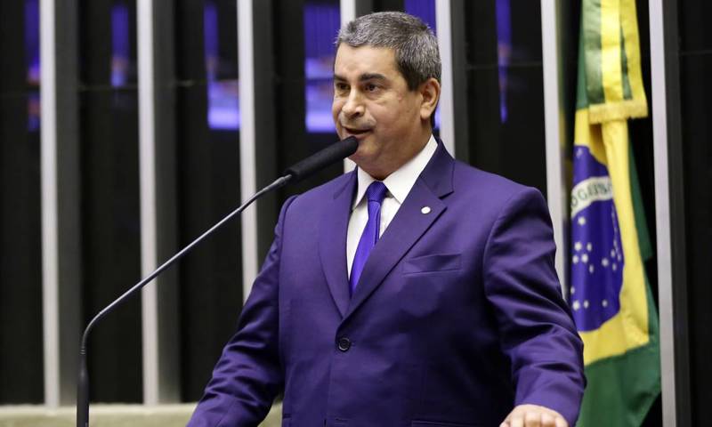 O ex-deputado, Coronel Tadeu, foi membro do Partido Liberal (PL).