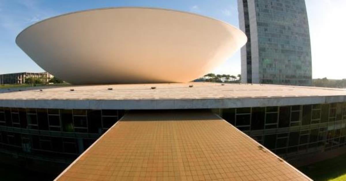 TSE determina retotalização de votos em processo de sobras eleitorais