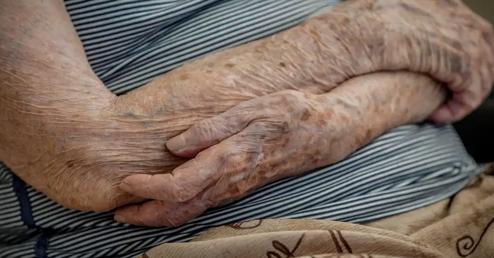 Vai à sanção aumento de pena para abandono de idosos e deficientes