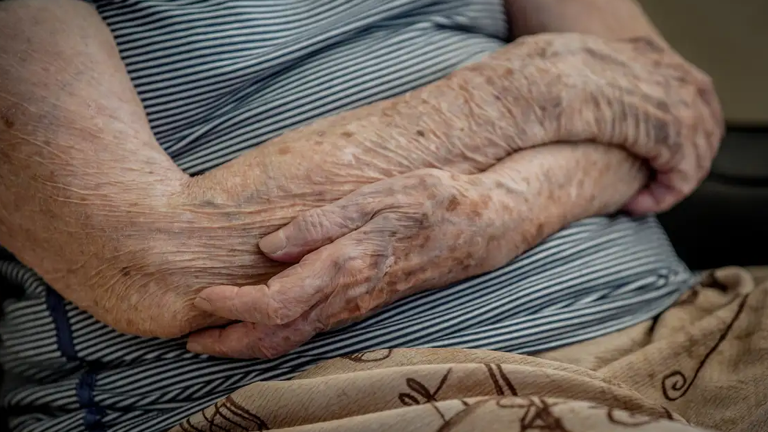 Projeto amplia a proteção aos idosos.