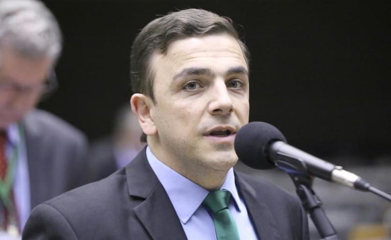 Deputado Aliel Machado,