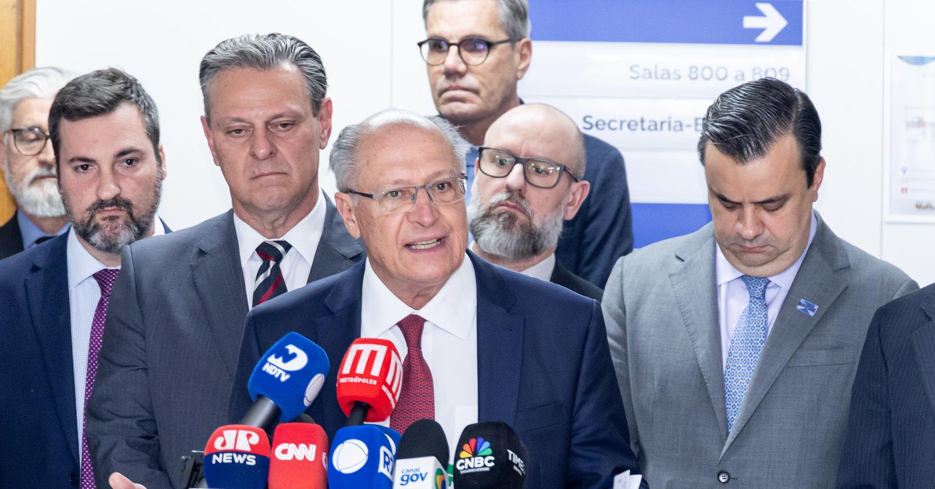 Alckmin: Governo busca resolver impasse tarifário com EUA até agosto