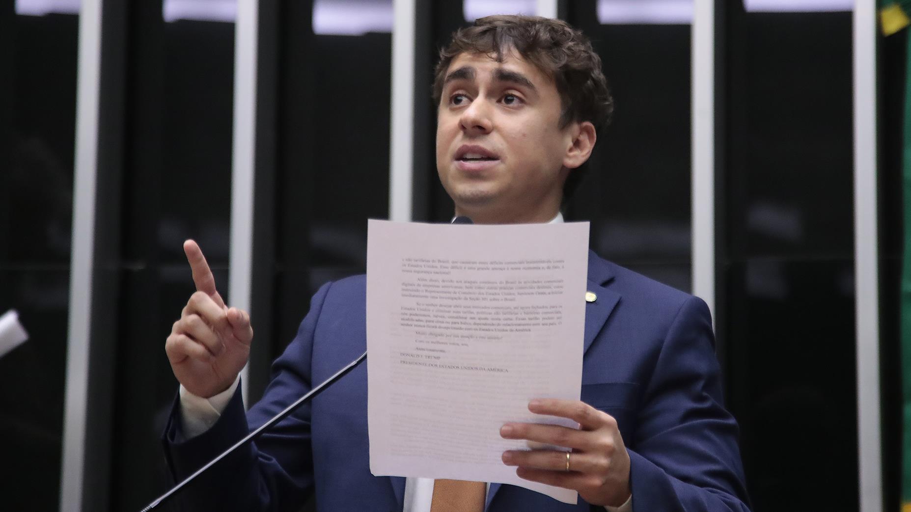 Nikolas também pede a anulação de atos praticados por Moraes.