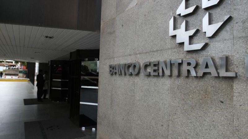 Entrada do edifício do Banco Central, em Brasília.