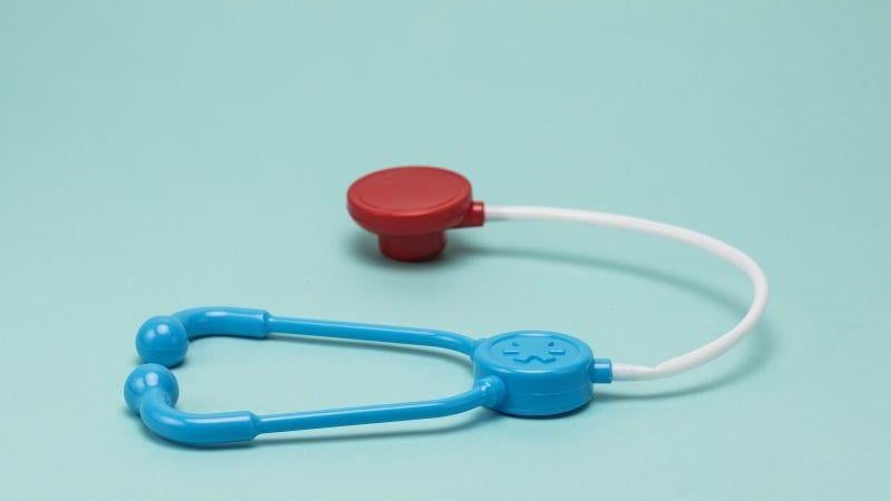 Projeto visa incentivar indústria da saúde brasileira para garantir autonomia em situações de emergência.