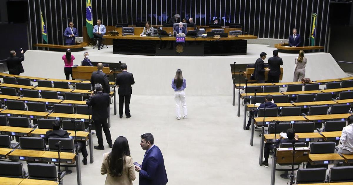 Câmara aprova urgência para projeto sobre incentivos fiscais