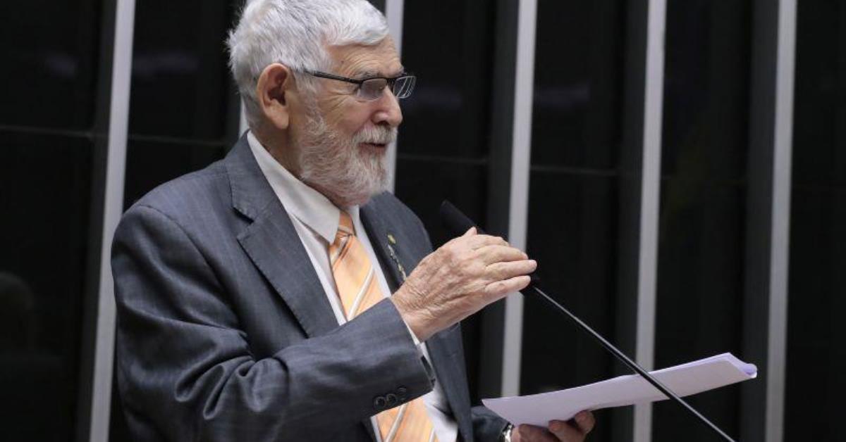 Câmara reduz exigência para seguro de agricultores familiares