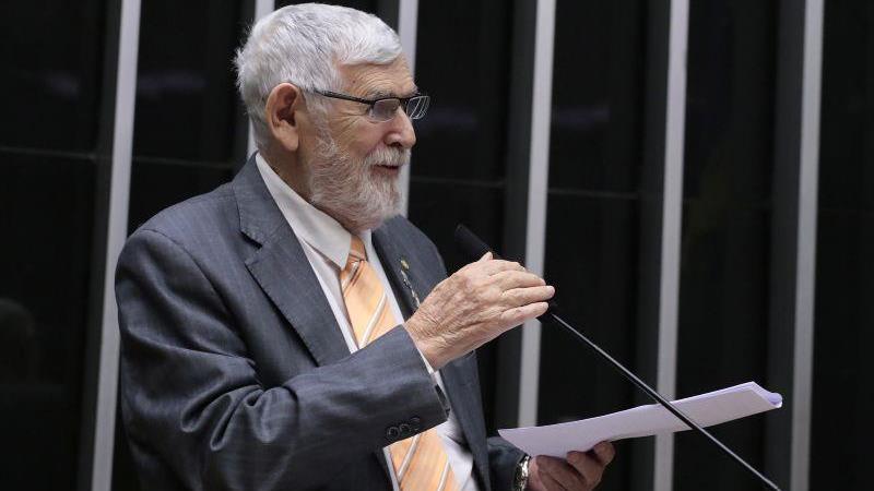 O deputado Luiz Couto (PT-PB) foi o relator do texto.