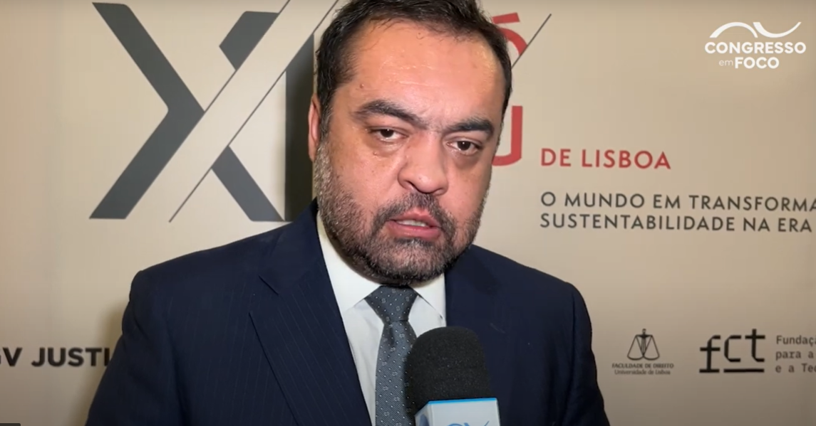 Cláudio Castro defende Bolsonaro e ataca Lula: “Jogou tudo no chão”