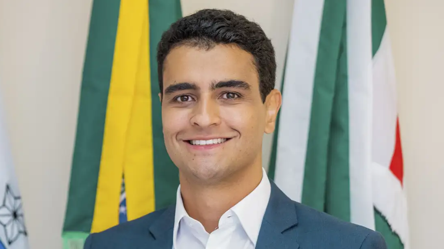 Nomeação no STJ consolida força política de JHC.