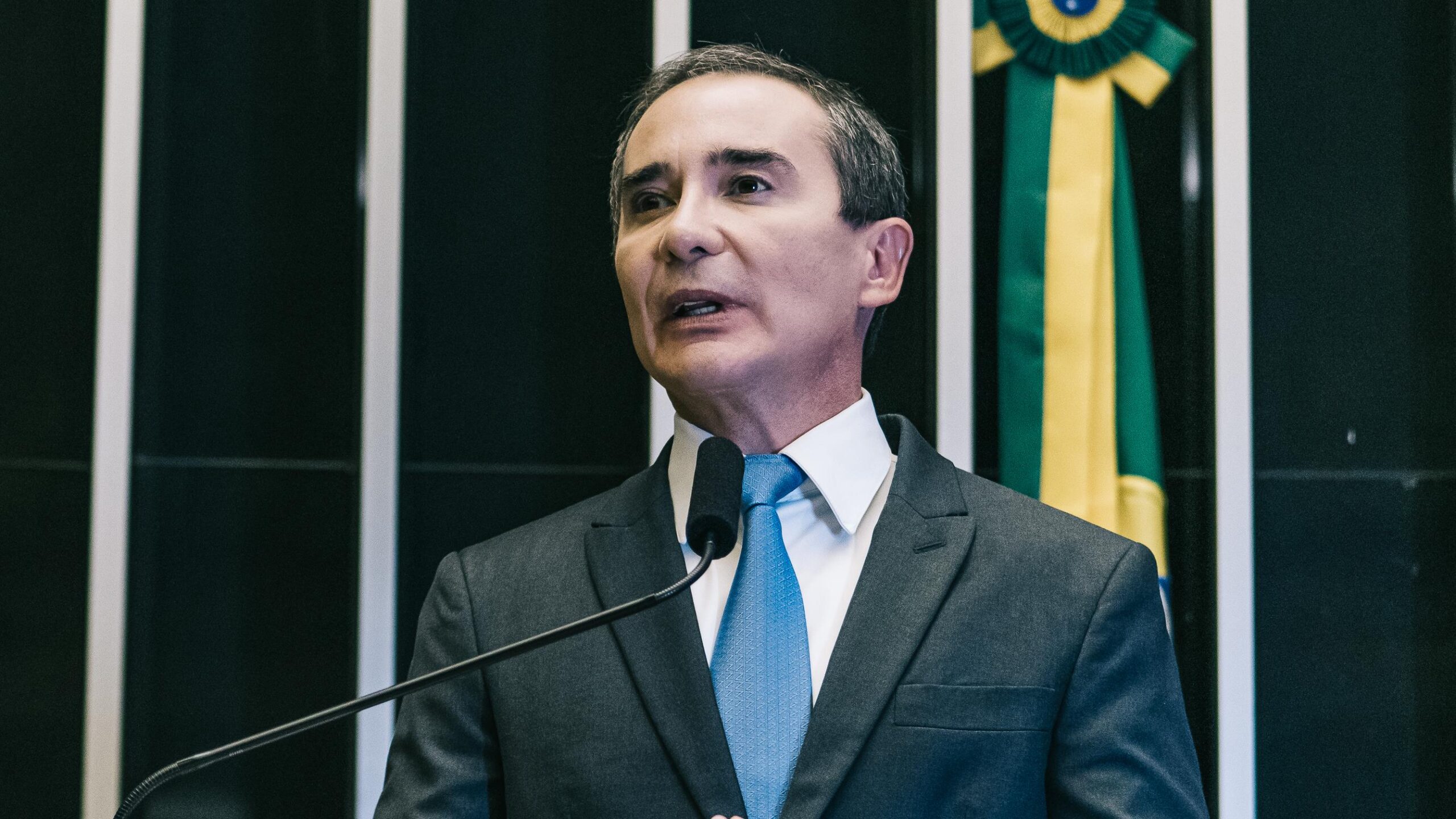 Proposta de Duda Ramos atinge todos os tipos de agentes públicos e lista crimes previstos.