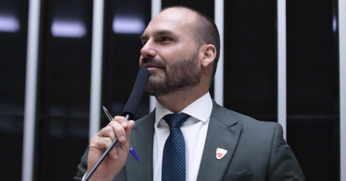 Eduardo Bolsonaro agradece a Donald Trump por sanções a Moraes
