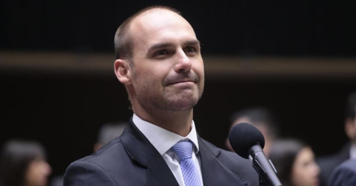 Eduardo Bolsonaro rebate falas de Ratinho Júnior sobre tarifaço