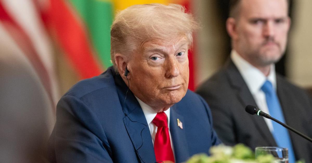 Epstein Files: a crise doméstica que assombra o governo Trump