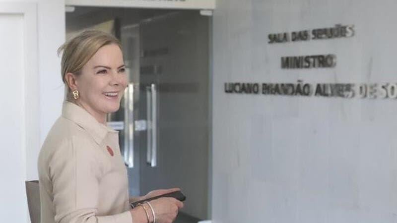 Ministra Gleisi Hoffmann.