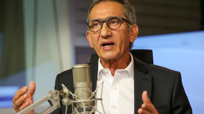 O ministro Waldez Góes (Integração e Desnvvolvimento Regional) diz que, se houver demanda, o governo pode liberar mais R$ 1 bilhão em microcrédito.