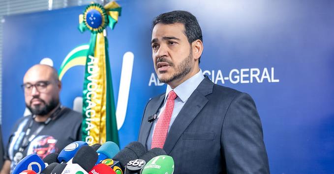 Judicialização do IOF “preserva competências do Executivo”, diz AGU