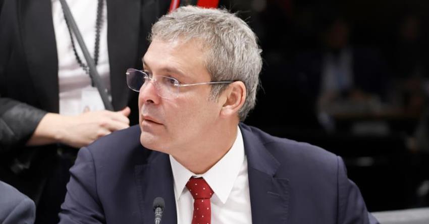 Lindbergh: decisão de Moraes sobre IOF ameaça saúde e educação