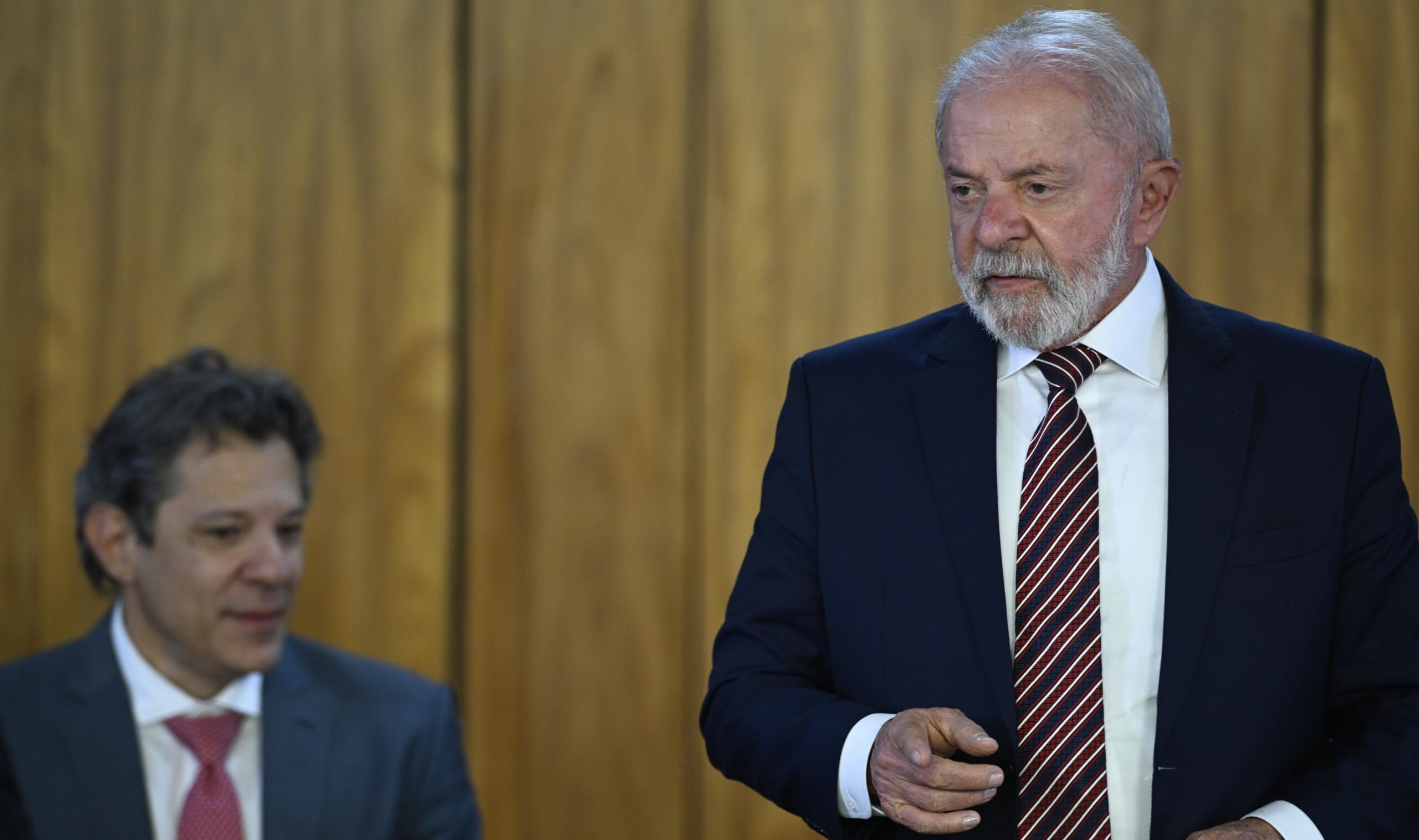 Lula cobra respeito de Trump em entrevista ao New York Times