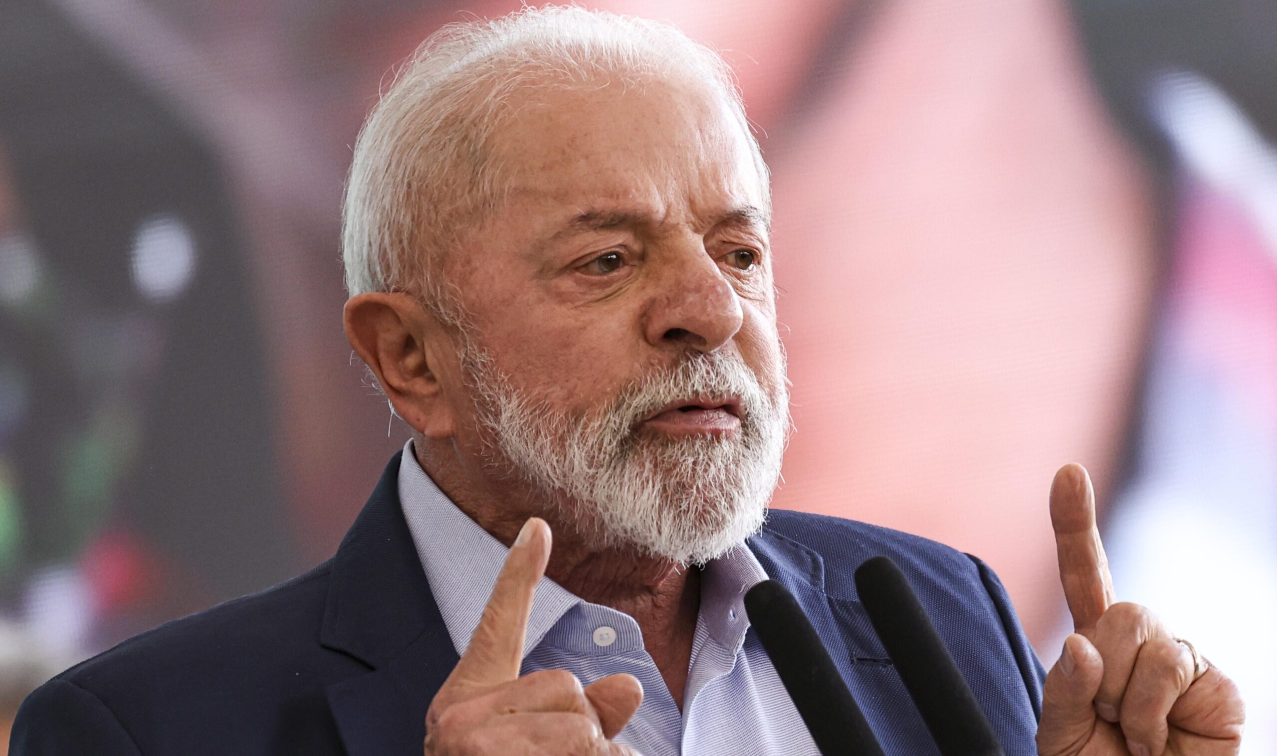 Lula e Gleisi prestam solidariedade ao STF após retaliação americana