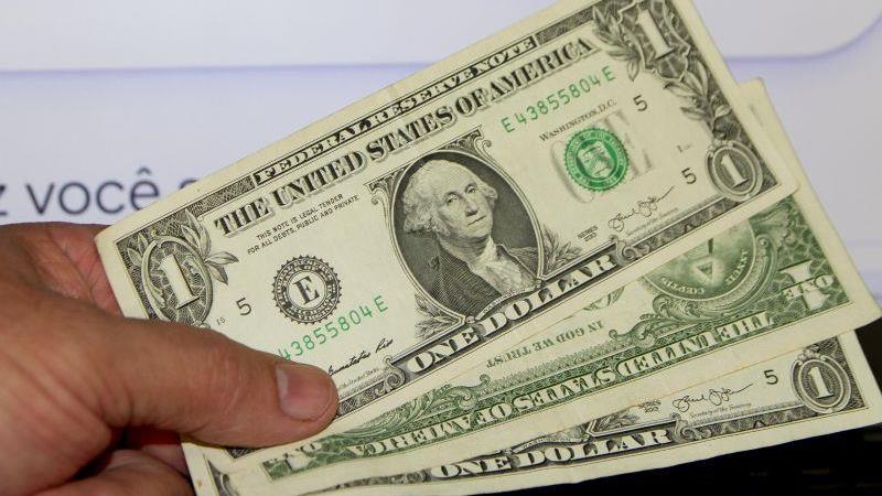 Mercado diminuiu projeção para o dólar depois do anúncio de Donald Trump.