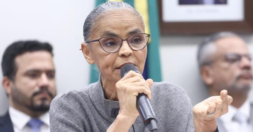 Ministra Marina Silva é mais uma vez alvo de ataques no Congresso