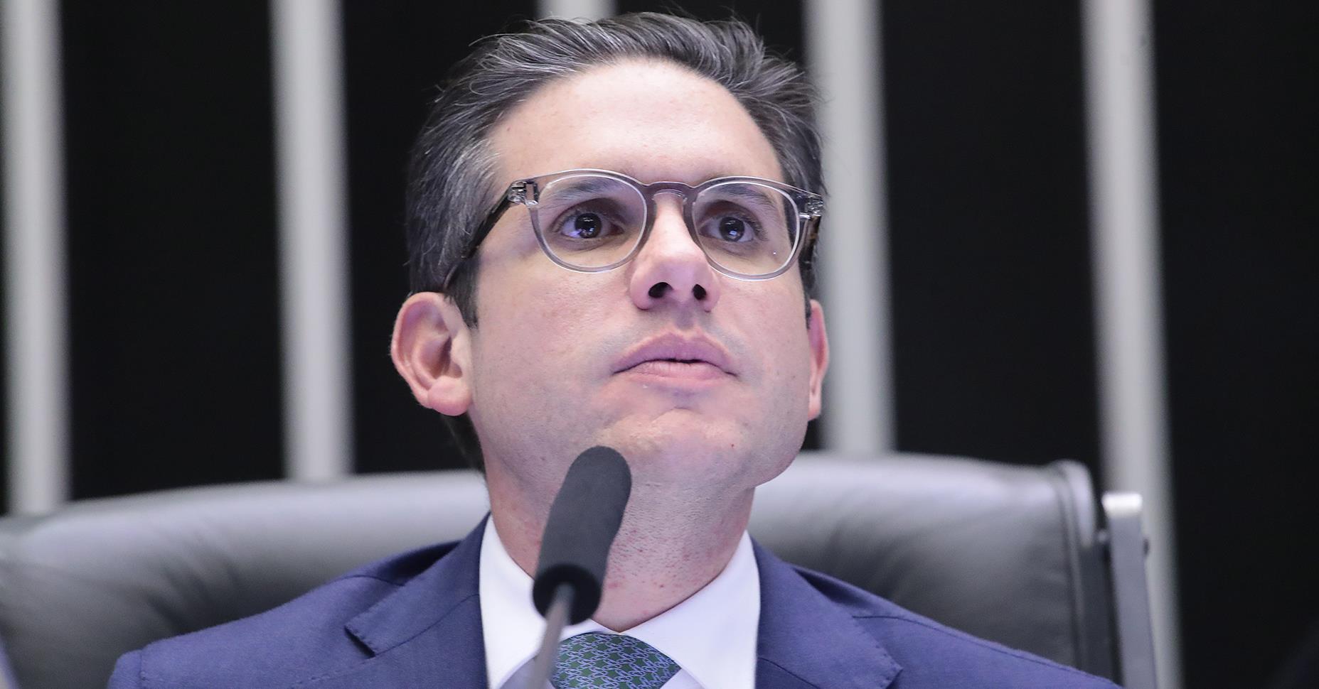 “Não funciono na base da ameaça”, diz Hugo Motta a Carlos Jordy