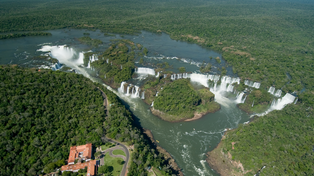 Parque Nacional do Iguaçu (PR).