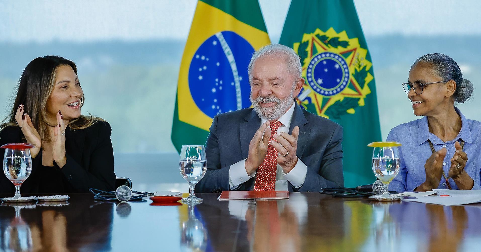 Nova lei veta testes com animais em cosméticos e perfumes