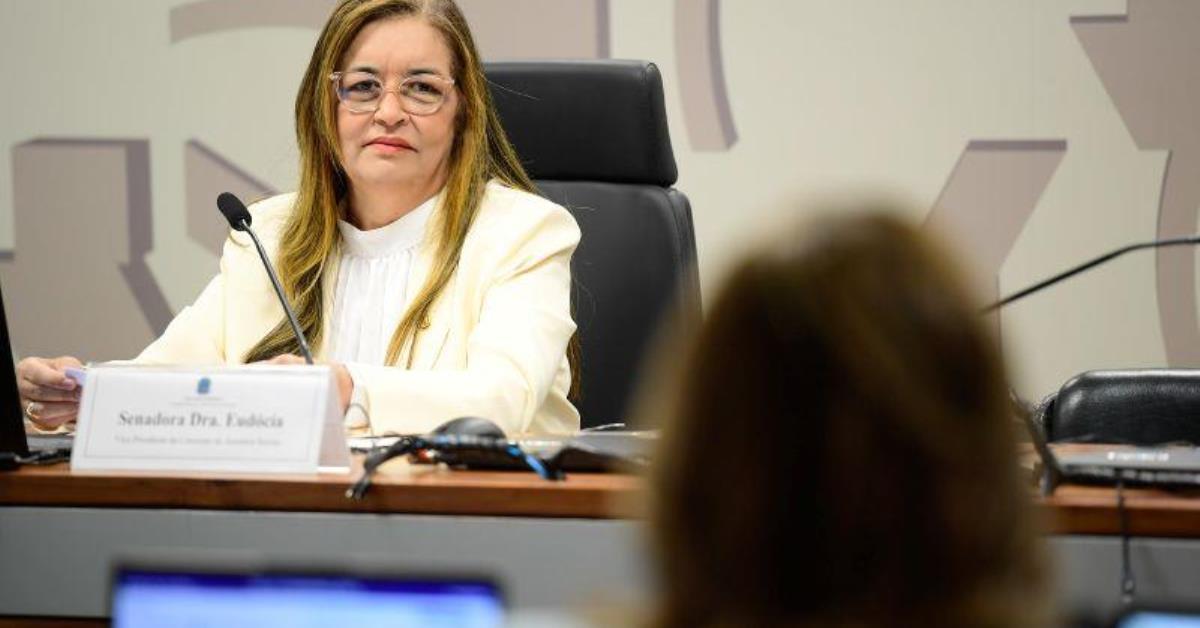 Projeto busca garantir passe livre a pacientes com câncer