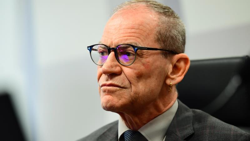 Senador Fabiano Contarato.