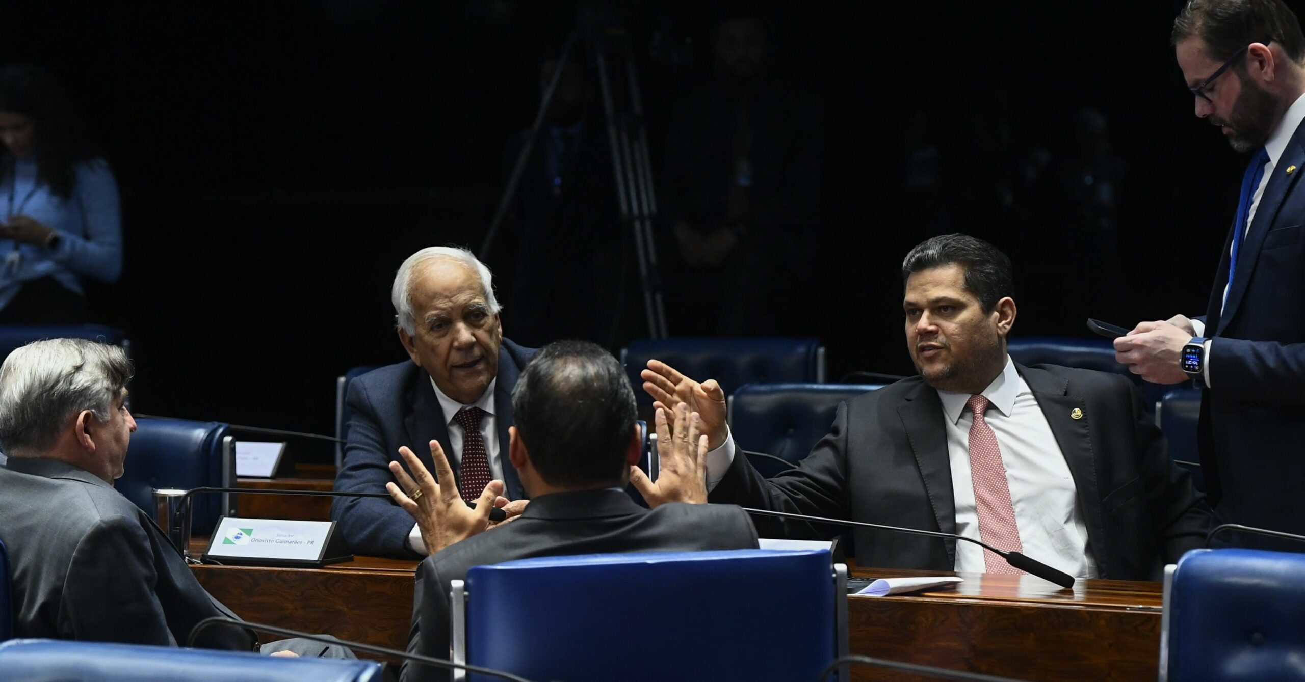 Senado aprova MP do crédito consignado para trabalhadores CLT