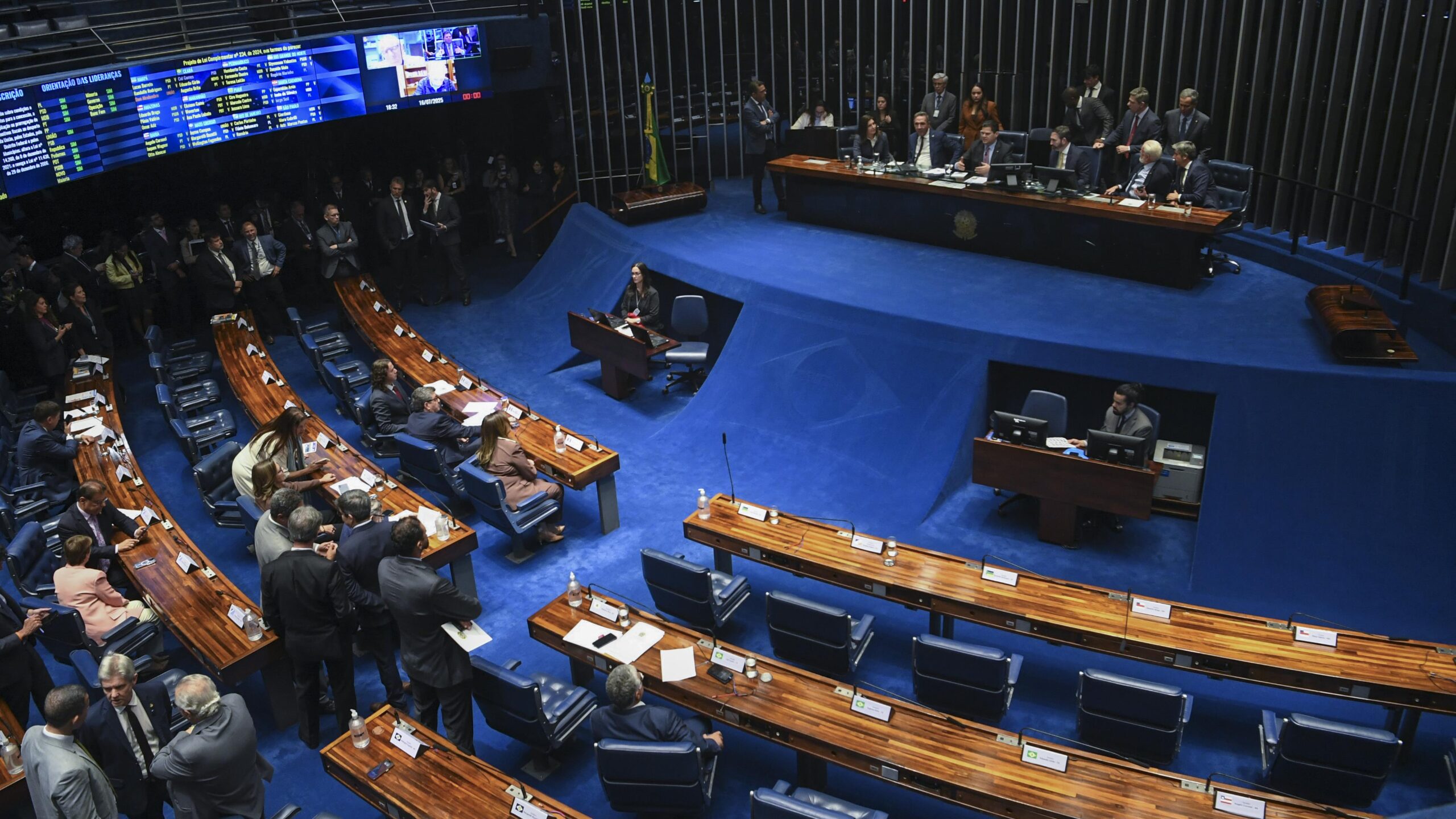 Plenário do Senado Federal durante sessão deliberativa ordinária. 