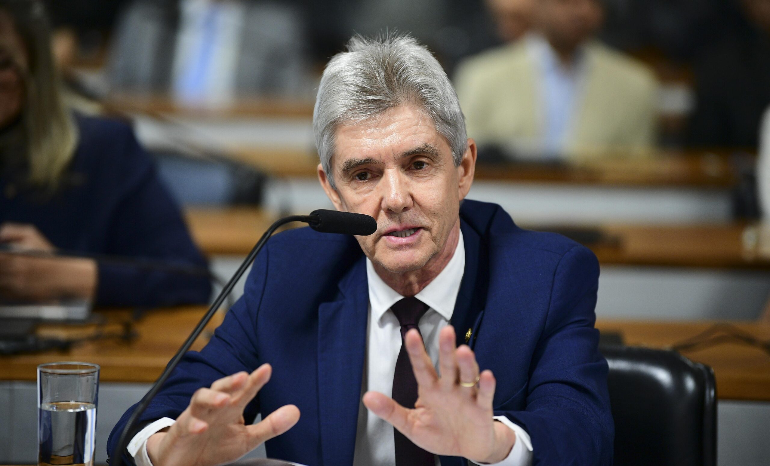 Senador Jaime Bagattoli quer derrubar consolidação da posse indígena