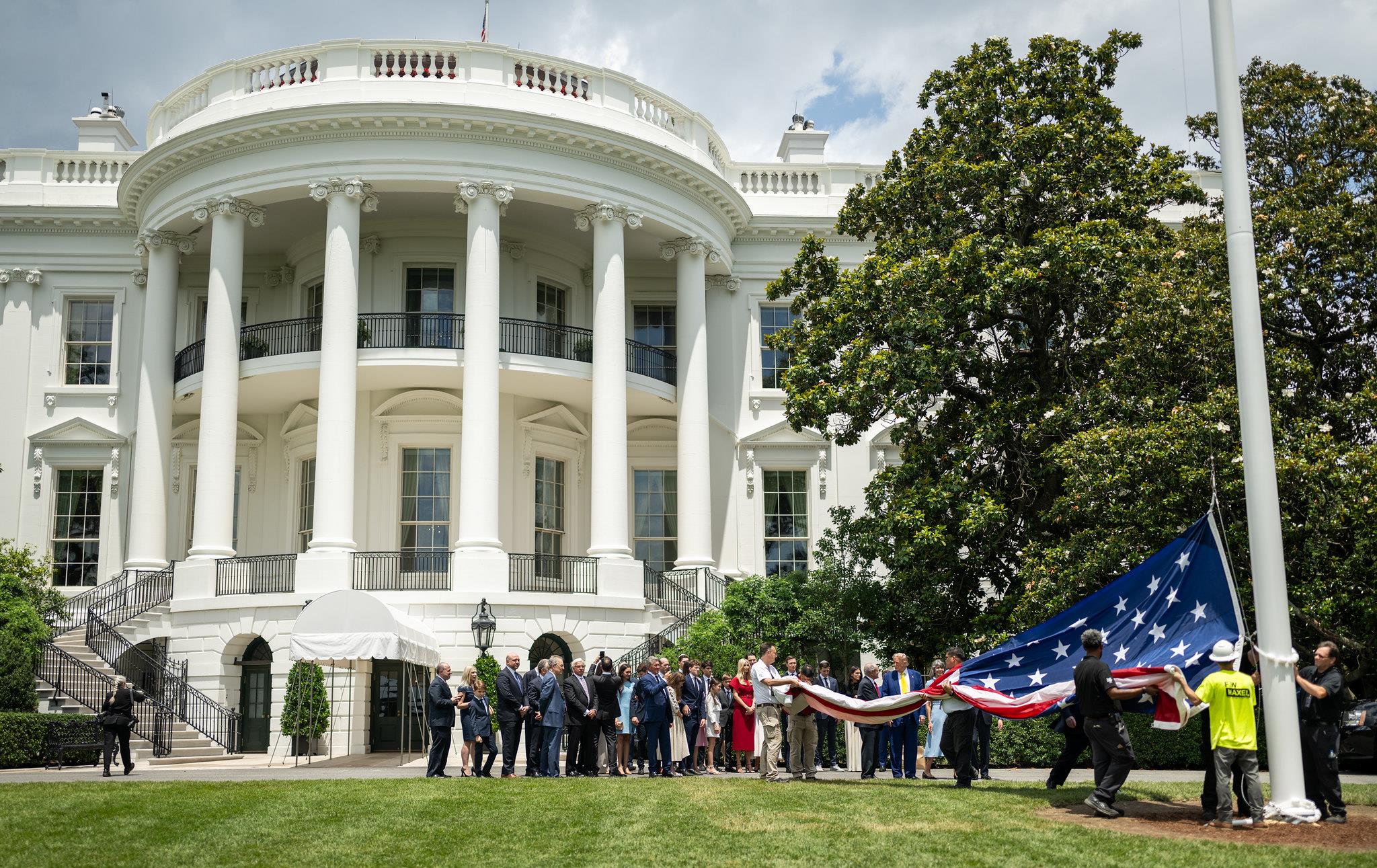 Declaração de oficial dos EUA eleva o tom contra Moraes em meio a sanções diplomáticas.